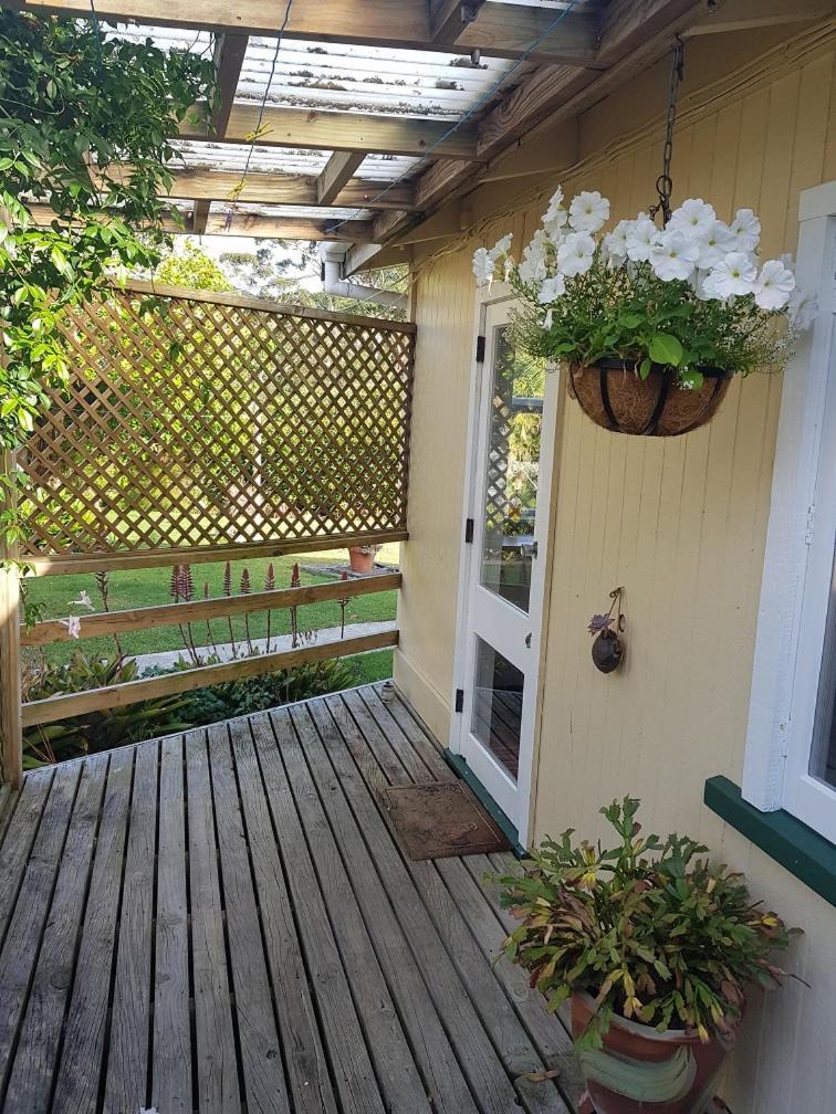 Rose Cottage Tryphena Dış mekan fotoğraf